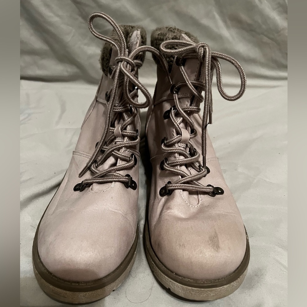 Womens Hiking Boots Combat Boots Size 10 Mossimo Supply Co Cream Beige